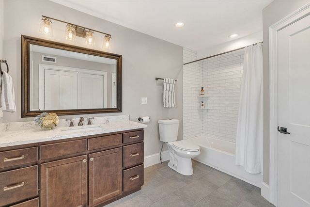 64 Overlook Rd, Arlington, MA 02474