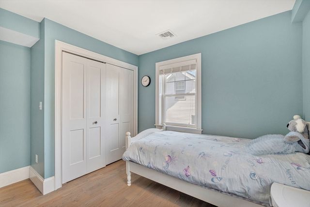 64 Overlook Rd, Arlington, MA 02474