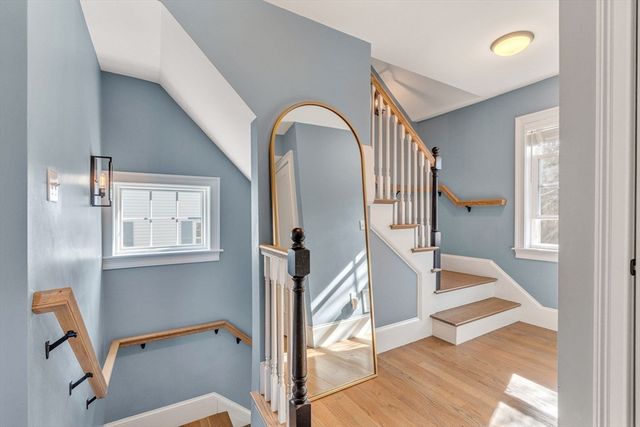 64 Overlook Rd, Arlington, MA 02474