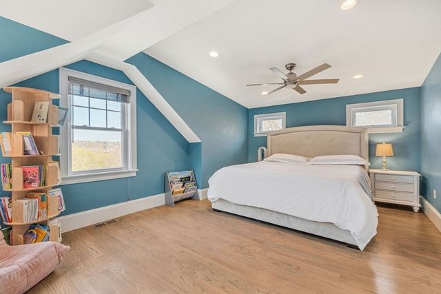 64 Overlook Rd, Arlington, MA 02474