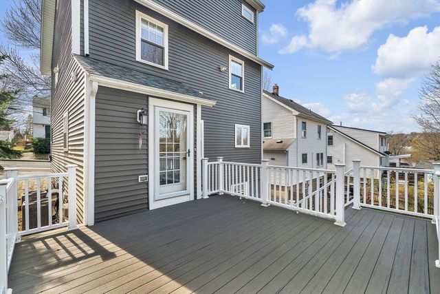 64 Overlook Rd, Arlington, MA 02474