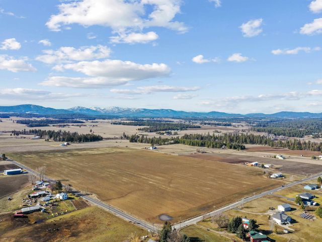 3900 W Wild Rose Rd, Deer Park, WA 99006