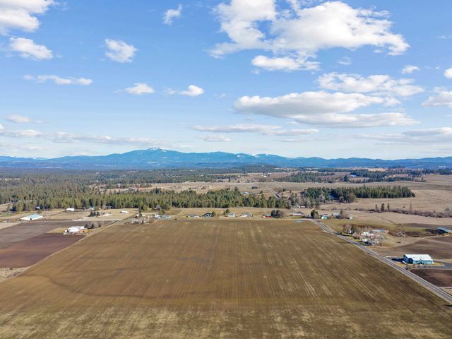 3900 W Wild Rose Rd, Deer Park, WA 99006