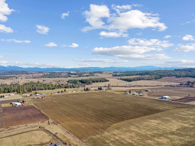 3900 W Wild Rose Rd, Deer Park, WA 99006