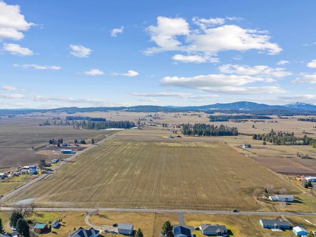 3900 W Wild Rose Rd, Deer Park, WA 99006