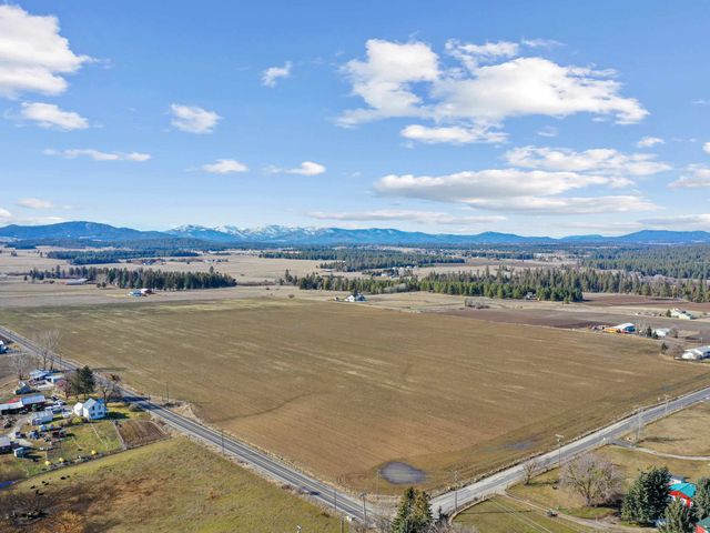 3900 W Wild Rose Rd, Deer Park, WA 99006