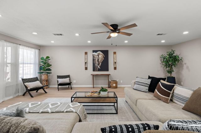 9011 Gutierrez Road NE, Albuquerque, NM 87111