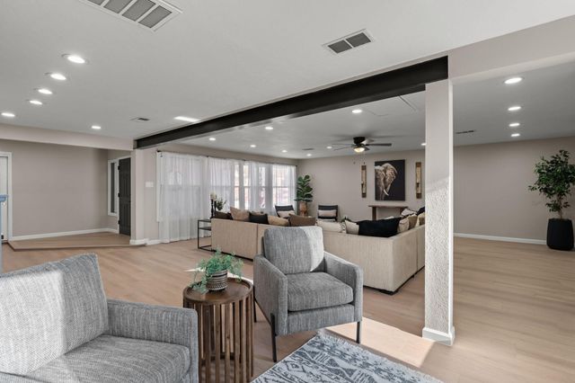 9011 Gutierrez Road NE, Albuquerque, NM 87111