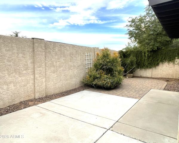 18640 N 44th Place, Phoenix, AZ 85050