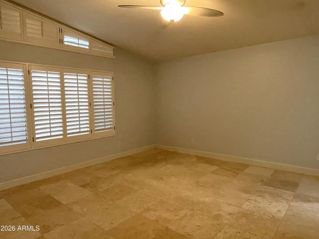 18640 N 44th Place, Phoenix, AZ 85050