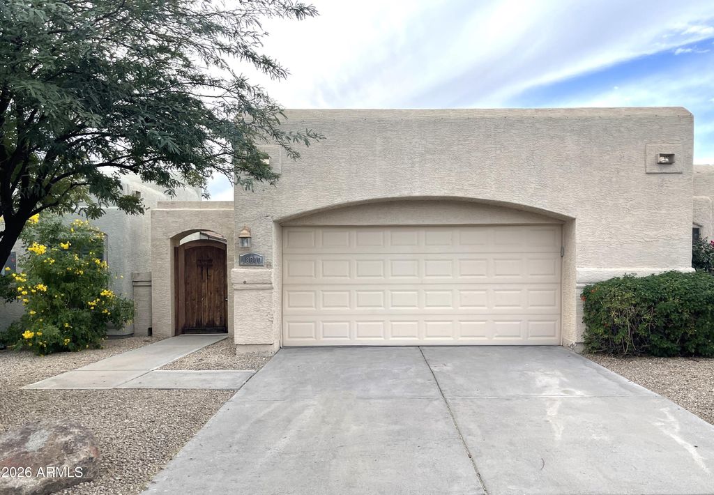 18640 N 44th Place, Phoenix, AZ 85050