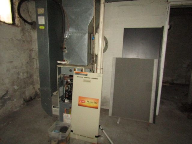 3825 Atkins St, Brighton Heights, PA 15212