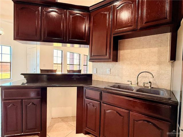 11215 N 32nd Lane, Mcallen, TX 78504