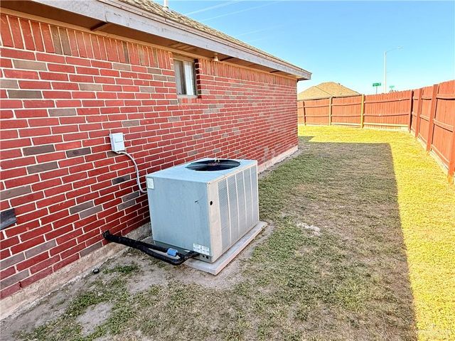 11215 N 32nd Lane, Mcallen, TX 78504