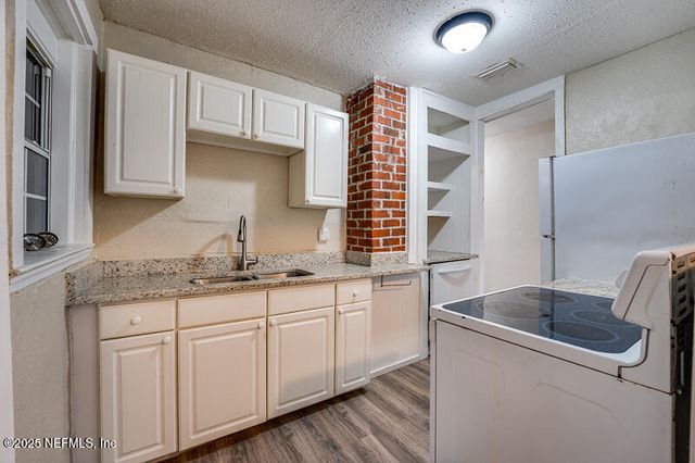 4842 LOUISA Terrace, Jacksonville, FL 32205