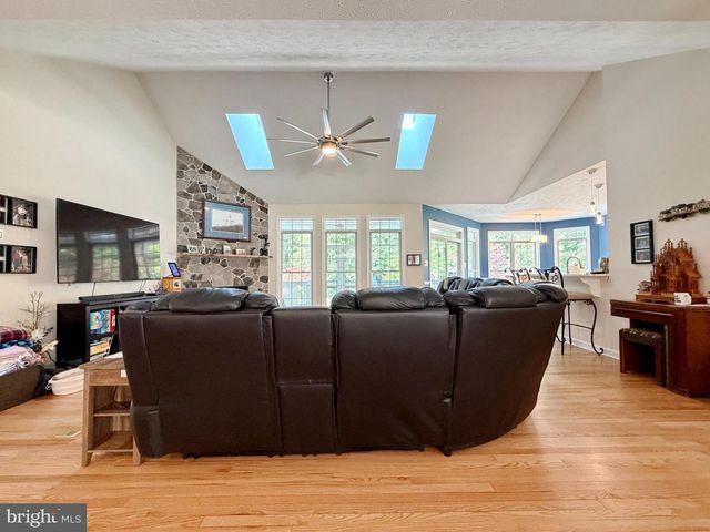 15690 CLOVERLEAF CT, Hughesville, MD 20637