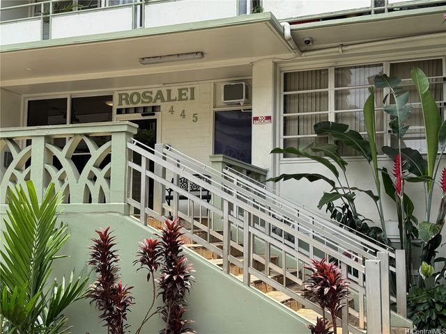 445 Kaiolu Street 710, Honolulu, HI 96815