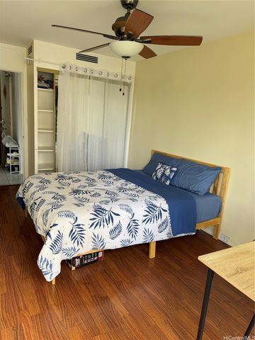 445 Kaiolu Street 710, Honolulu, HI 96815