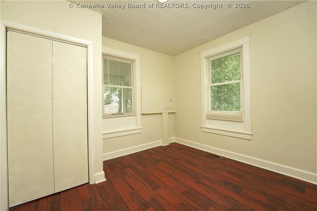 1117 Park Drive, Dunbar, WV 25064