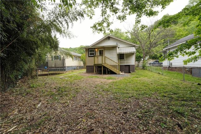 1117 Park Drive, Dunbar, WV 25064