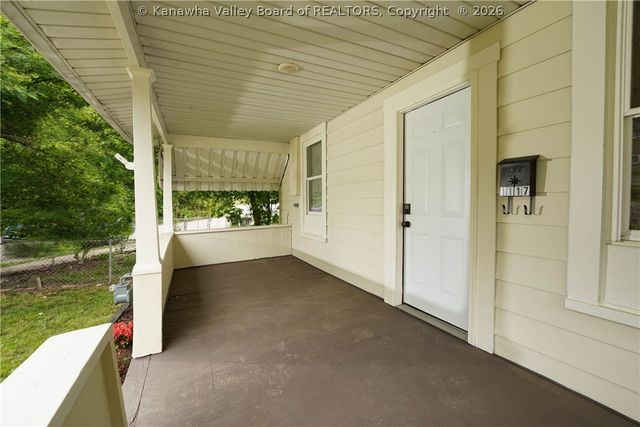 1117 Park Drive, Dunbar, WV 25064