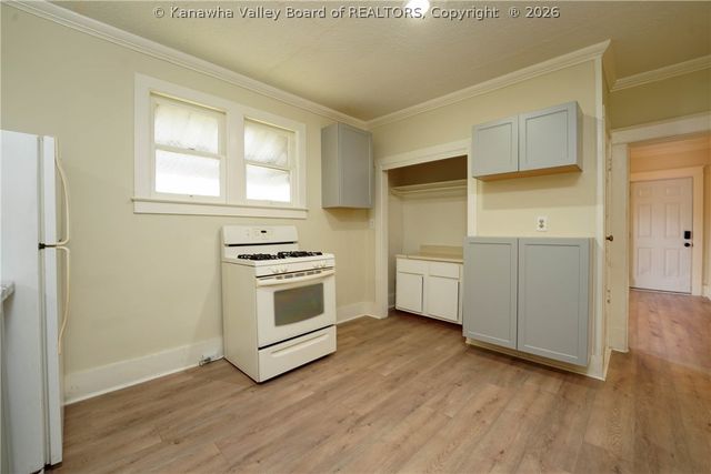 1117 Park Drive, Dunbar, WV 25064