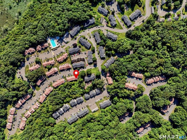 14 Deer Run 14, Bethel, CT 06801