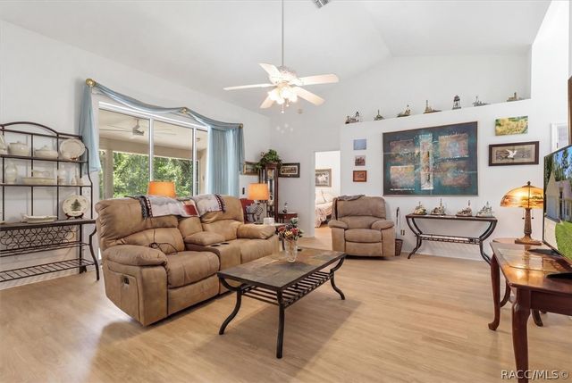18860 SW 99th Street, Dunnellon, FL 34432