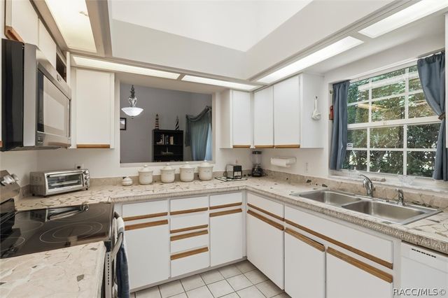 18860 SW 99th Street, Dunnellon, FL 34432