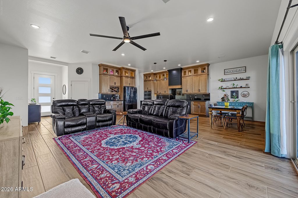 28647 N 257TH Drive, Wittmann, AZ 85361 — photo 4