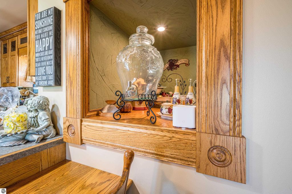 Image 15 of property listing at 9644 E Deerfield Road, Shepherd, MI 48883