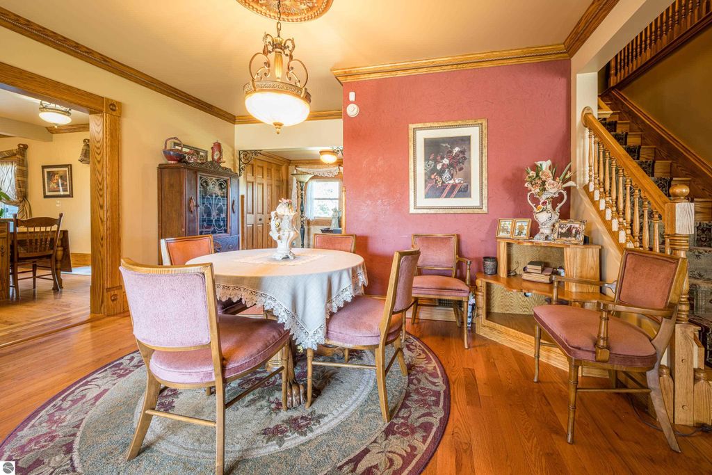 Image 25 of property listing at 9644 E Deerfield Road, Shepherd, MI 48883