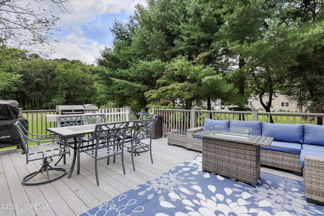 386 E Pleasant Grove Road, Jackson, NJ 08527