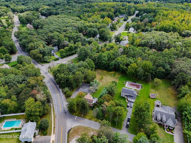 386 E Pleasant Grove Road, Jackson, NJ 08527