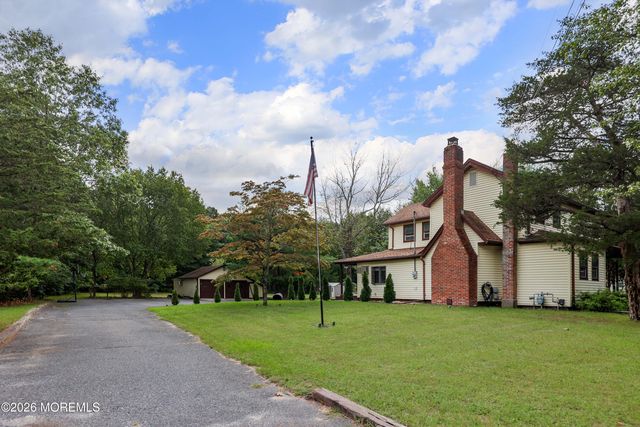 386 E Pleasant Grove Road, Jackson, NJ 08527