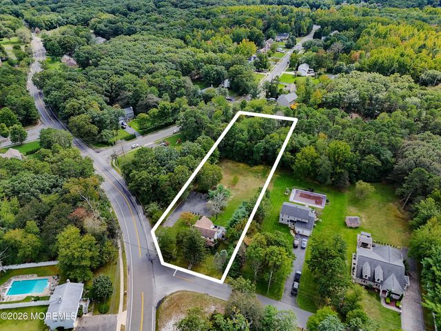 386 E Pleasant Grove Road, Jackson, NJ 08527