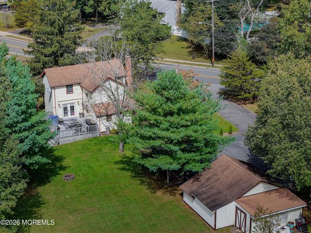 386 E Pleasant Grove Road, Jackson, NJ 08527