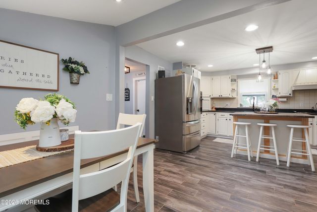 386 E Pleasant Grove Road, Jackson, NJ 08527