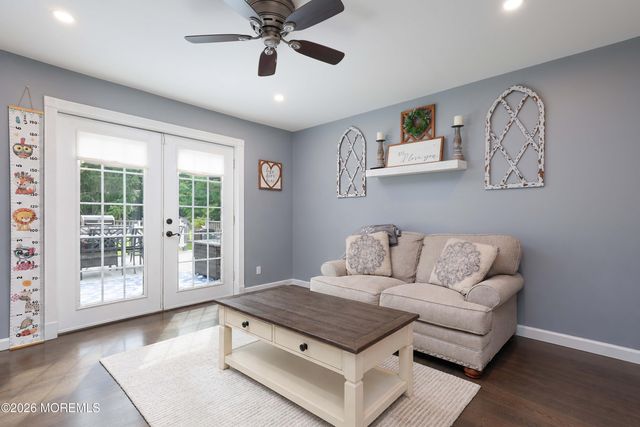 386 E Pleasant Grove Road, Jackson, NJ 08527