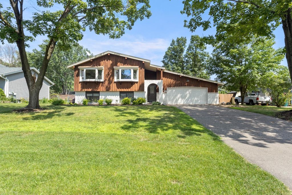 12817 Tyler Street NE, Blaine, MN 55434