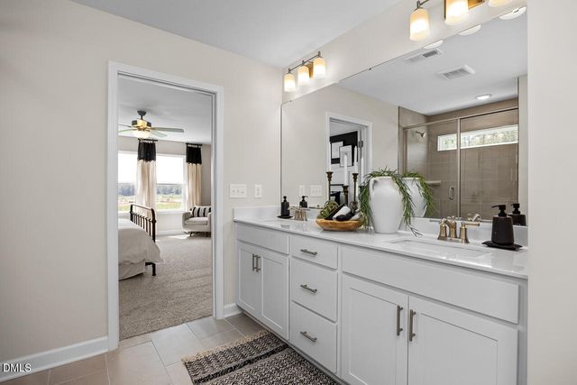 400 Brighton Way, Aberdeen, NC 28315