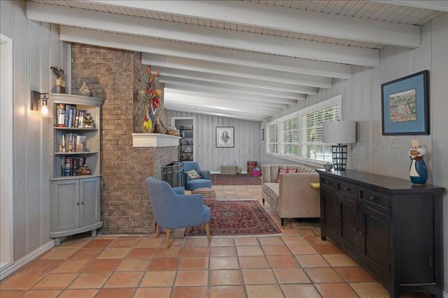 100 S AVONDALE Street, Amarillo, TX 79106