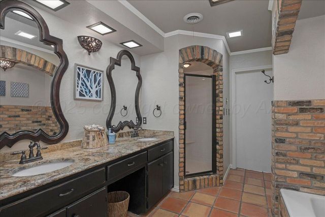 100 S AVONDALE Street, Amarillo, TX 79106