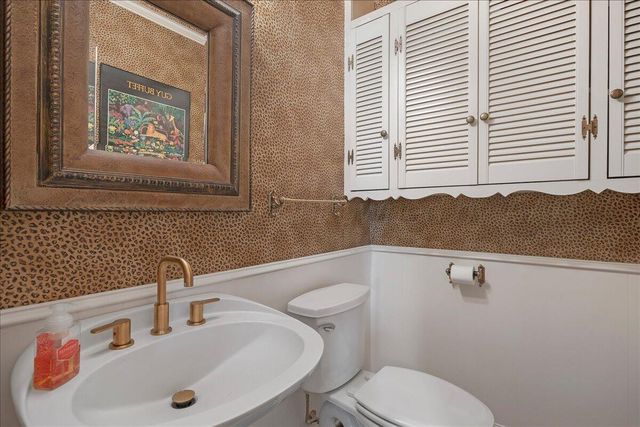 100 S AVONDALE Street, Amarillo, TX 79106