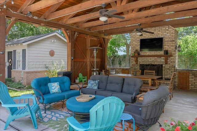 100 S AVONDALE Street, Amarillo, TX 79106