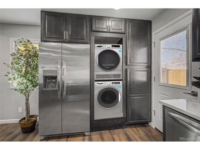 2275 S Linley Ct, Denver, CO 80219