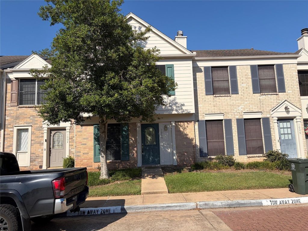 2810 Grants Lake Boulevard 1005, Sugar Land, TX 77479