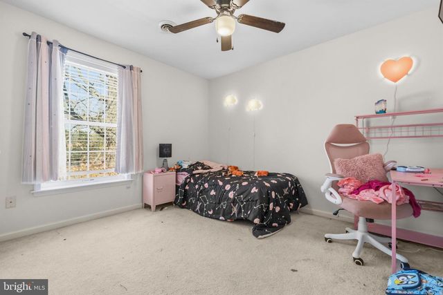 11 1ST ST, Colonial Beach, VA 22443