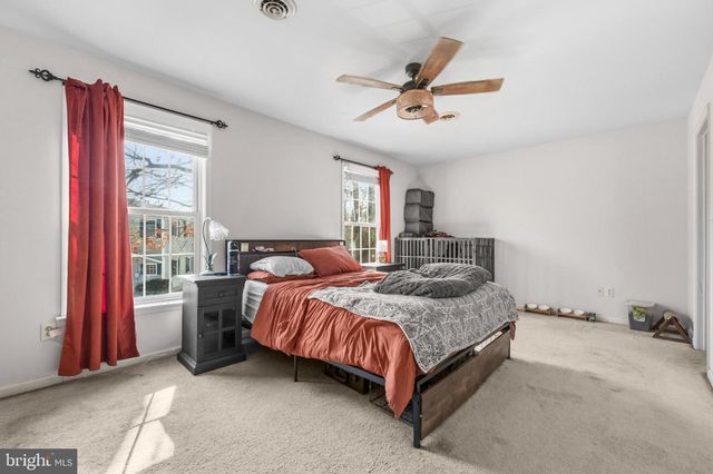 11 1ST ST, Colonial Beach, VA 22443