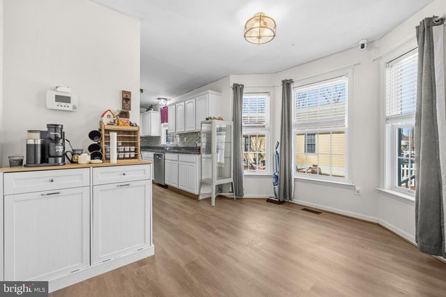 11 1ST ST, Colonial Beach, VA 22443